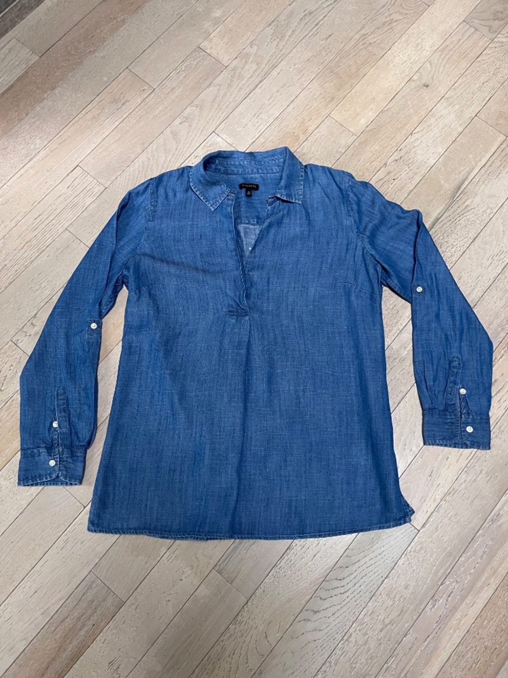 Talbots Shirt Womens Small Blue Chambray Long Sleeve Pullover tunic-back buttons